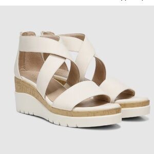 Soul Naturalizer Sandals Size 8.5 Wide Goodtimes Wedge Porcelain